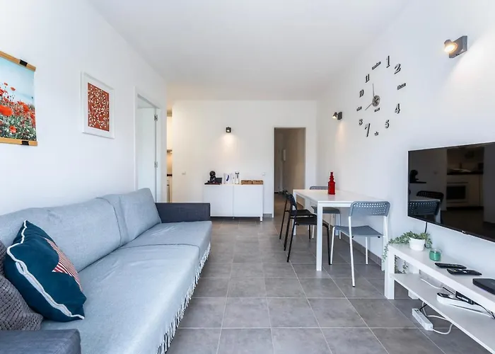 Modern 2 Bdr Flat W/balcony And Pool By Lovelystay * Albufeira